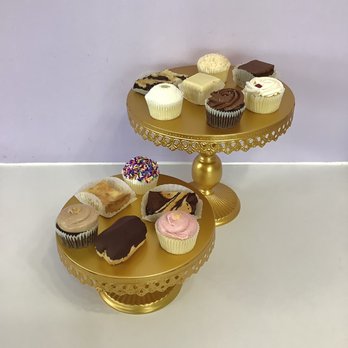 Icing On the Cake - Sweet Mix - Desserts Near Me - Bellingham, Washington Icing On the Cake - Sweet Mix - Desserts Near Me - Bellingham, Washington