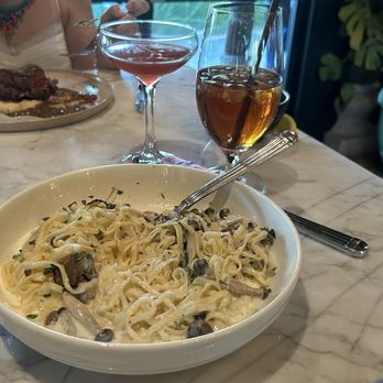 Tillie's - Picorno cheese and pepper pasta dish, fillet with mashed potatoes and carrots. - New American Near Me - Dripping Springs, Texas Tillie's - Picorno cheese and pepper pasta dish, fillet with mashed potatoes and carrots. - New American Near Me - Dripping Springs, Texas