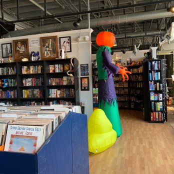 PROTEAN BOOKS & RECORDS - Updated January 2026 - 43 Photos & 31 Reviews