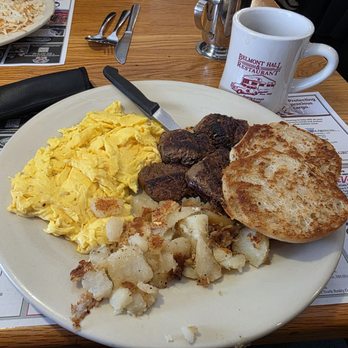 Belmont Hall & Restaurant - Beef tenderloin with 3 eggs, grilled potatoes, grilled english muffin, and coffee - Barbeque Near Me - Manchester, New Hampshire