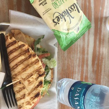 Tropical Smoothie Cafe - Chicken bacon ranch flat bread. This is my go-to! It's my favorite food on the menu. - Juice Bars & Smoothies Near Me - Brownsville, Texas Tropical Smoothie Cafe - Chicken bacon ranch flat bread. This is my go-to! It's my favorite food on the menu. - Juice Bars & Smoothies Near Me - Brownsville, Texas