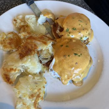 The Trails Eatery - Eggs Benedict with a spicy sauce. - Breakfast & Brunch Near Me - San Diego, California The Trails Eatery - Eggs Benedict with a spicy sauce. - Breakfast & Brunch Near Me - San Diego, California