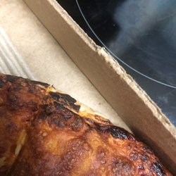 Round Table Pizza - How about that crust?