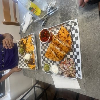 Taco Chinoz - Chicken birra quesadilla Beef birra nachos - Tacos Near Me - Manassas, Virginia Taco Chinoz - Chicken birra quesadilla Beef birra nachos - Tacos Near Me - Manassas, Virginia