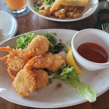 Restaurant 604 - Coconut shrimp appetizer - Breakfast & Brunch Near Me - Honolulu, Hawaii