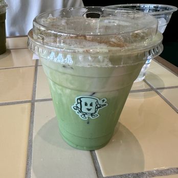 Carla Cafe - Banana Cream Matcha - Cafes Near Me - Los Angeles, California