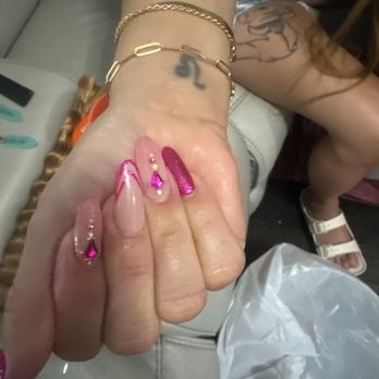 Sunset Nail Lounge - Nail Salons Near Me - Henderson, Nevada