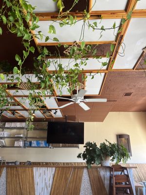 OH MAI VIETNAMESE KITCHEN DOWNTOWN by null