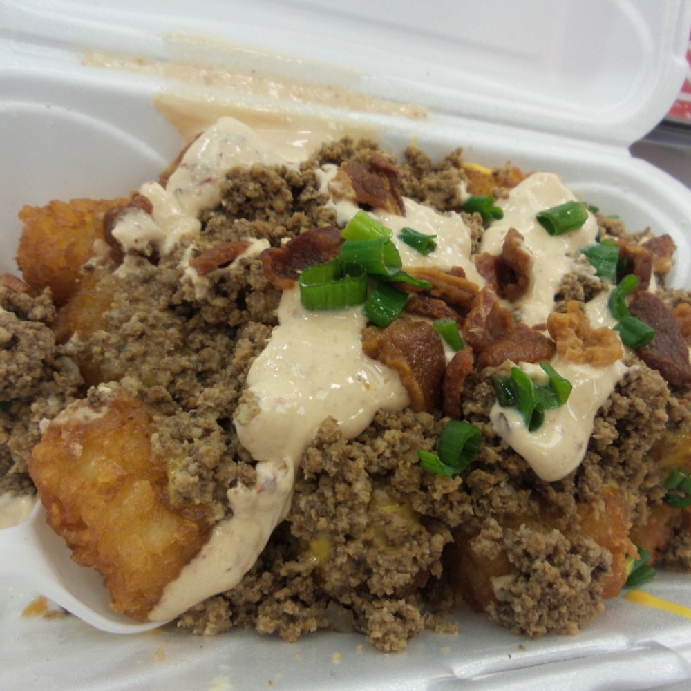 Hott Mess - Hot Mess Tots - Food Trucks Near Me - Tampa, Florida