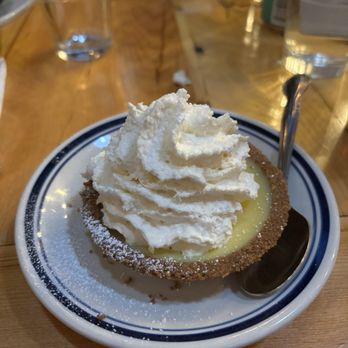 Red Hook Lobster Pound - Steve's key lime pie - Seafood Near Me - Brooklyn, New York Red Hook Lobster Pound - Steve's key lime pie - Seafood Near Me - Brooklyn, New York