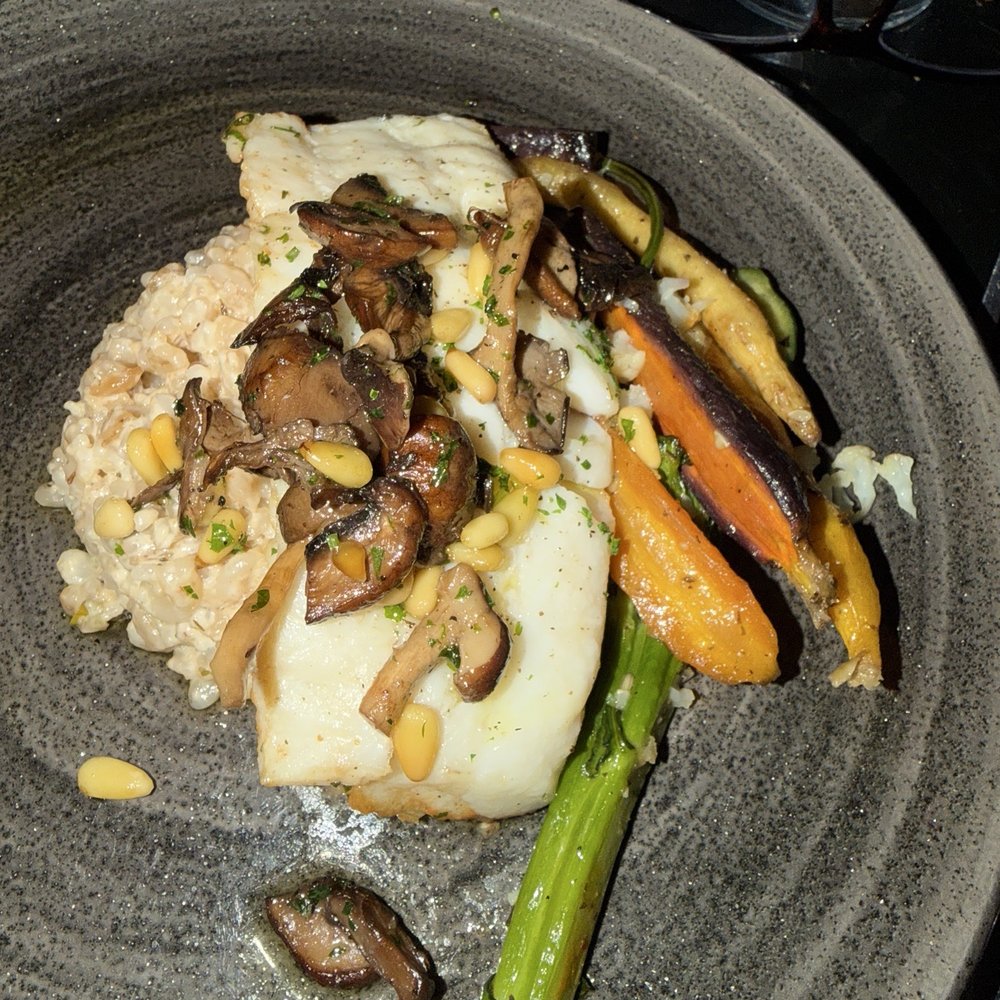 Modavie - Brown butter cod, catch of the day - French Near Me - Montreal, Quebec Modavie - Brown butter cod, catch of the day - French Near Me - Montreal, Quebec