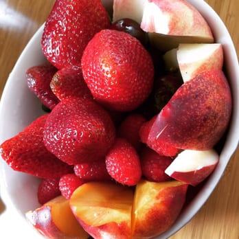Berkeley Bowl Marketplace - Organic Fruit bowl - Grocery Near Me - Berkeley, California