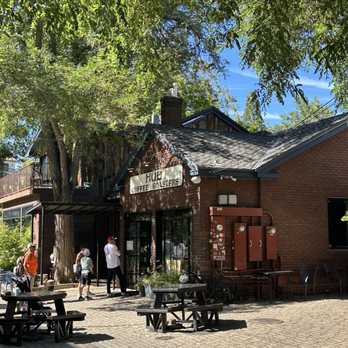 Hub Coffee Roasters - Cafe patio - Coffee Roasteries Near Me - Reno, Nevada