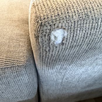 University Movers - Damage to sofa - Movers Near Me University Movers - Damage to sofa - Movers Near Me