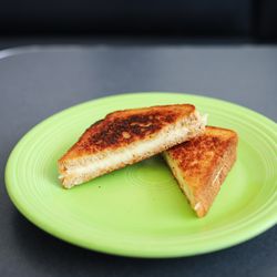 Colleen's - Grilled cheese