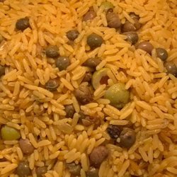 Wanda’s Puerto Rican Cuisine - Arroz con Gandules
