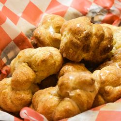 Cinnamon Knots
