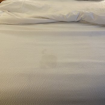 Sonesta Select Camarillo - Noticeable stains on bedroom sheets and blankets. - Hotels Near Me - Camarillo, California Sonesta Select Camarillo - Noticeable stains on bedroom sheets and blankets. - Hotels Near Me - Camarillo, California