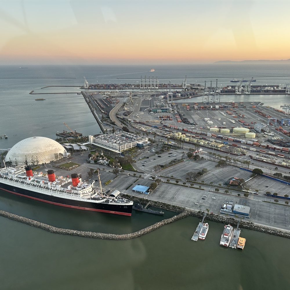 Hangar 21 Helicopter Tours - Aerial Tours Near Me - Fullerton, California Hangar 21 Helicopter Tours - Aerial Tours Near Me - Fullerton, California