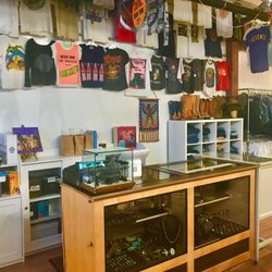 Avalon Vintage - Remodeled and reopened!