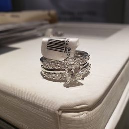 My new upgraded ring! Cant wait for it to come in from being resized and soldered together. My new upgraded ring! Cant wait for it to come in from being resized and soldered together.