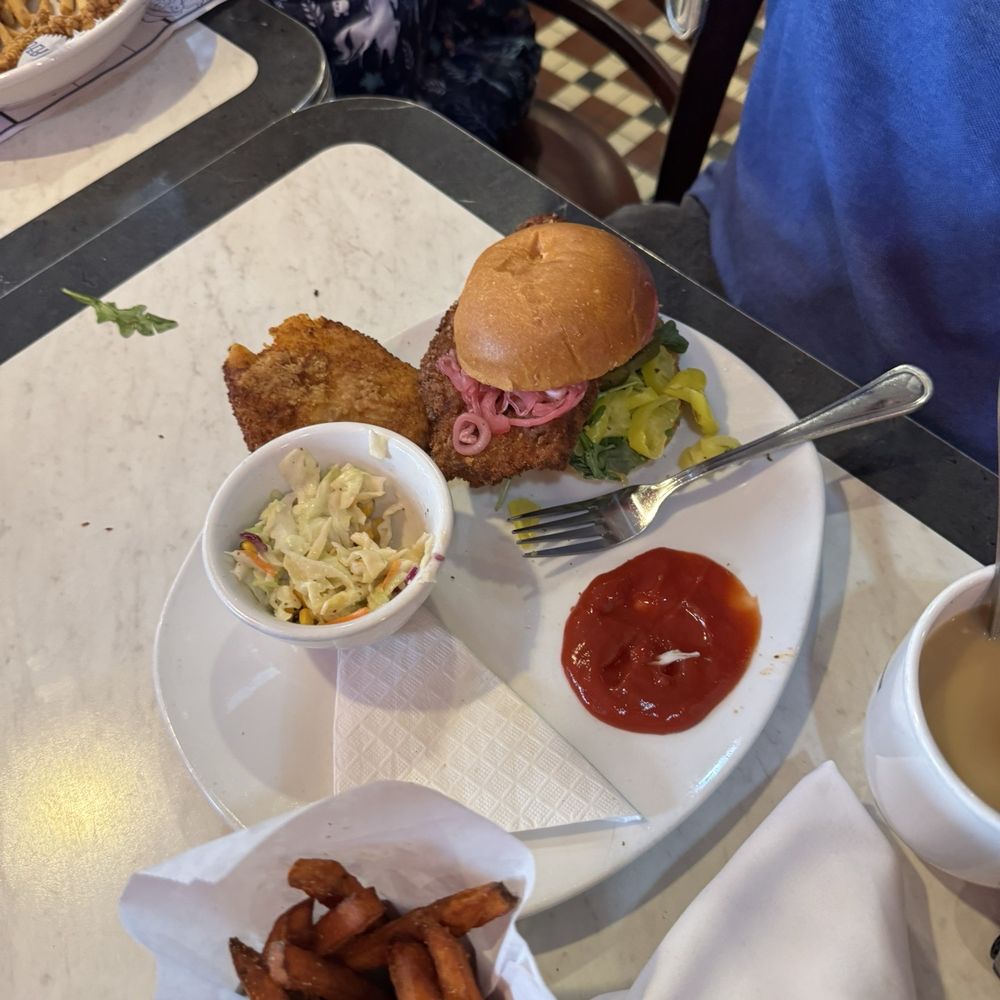 Silver Diner - Diners Near Me - Greenbelt, Maryland Silver Diner - Diners Near Me - Greenbelt, Maryland