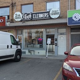 Exterior outside entrance of Stork Dry Cleaners - Out front from the parking lot. September 2023 - North York, Ontario Exterior outside entrance of Stork Dry Cleaners - Out front from the parking lot. September 2023 - North York, Ontario