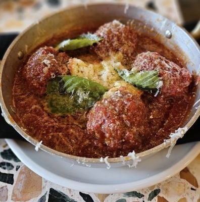 Marc's Artisanal Pizzeria by null