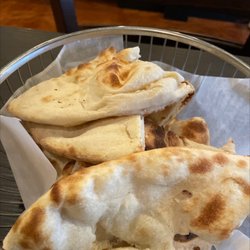 Curry & More - Naan, double helping
