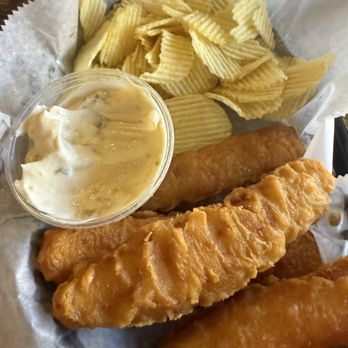 Blueberry Hill - Fish n chips - American Near Me - Saint Louis, Missouri