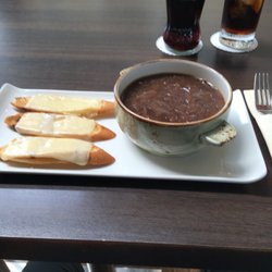 Oscar's - Deconstructed French onion soup - yummy!