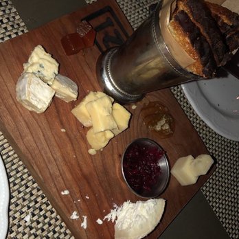 1921 Mount Dora - Cheese plate - Cocktail Bars Near Me - Mount Dora, Florida