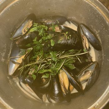 Flex Mussels - Dijon Mussels - Seafood Near Me - New York, New York
