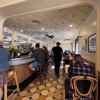 Fitzwater Cafe - Inside - Breakfast & Brunch Near Me - Philadelphia, Pennsylvania Fitzwater Cafe - Inside - Breakfast & Brunch Near Me - Philadelphia, Pennsylvania