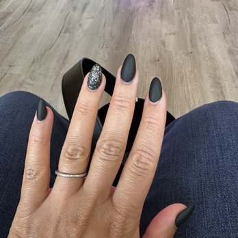Chloe Nails Lounge - Gel x manicure in matte black - Nail Salons Near Me - Lafayette, California