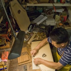 Grace Music & Violin Shop - Worlds best auto-harpist: http://www.ocregister.com/articles/choi-320907-autoharp-music.html