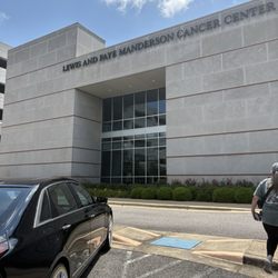 DCH Regional Medical Center - DCH cancer care center