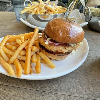Mb Grille - Crabcake slider w fries - Seafood Near Me - Torrance, California Mb Grille - Crabcake slider w fries - Seafood Near Me - Torrance, California