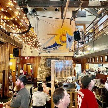 Offshore Ale - The interior - Breweries Near Me - Oak Bluffs, Massachusetts