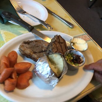 Black Station Inn - Bed & Breakfast Near Me - Pioneer, California