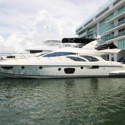 MWC Charters and Concierge Services - Amazing service the boat was clean and the crew was excellent. Will from MWC was so nice and the quality of communication was unmatched