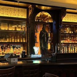 Rí Rá - Bar area