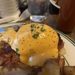 Sriracha Bene.