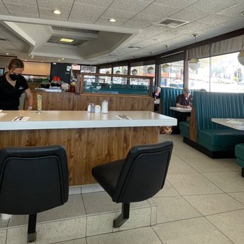 Lancers Restaurant - New American Near Me - Burbank, California