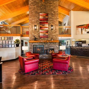 Best Western Derby Inn - Lobby - Hotels Near Me - Eagle River, Wisconsin Best Western Derby Inn - Lobby - Hotels Near Me - Eagle River, Wisconsin