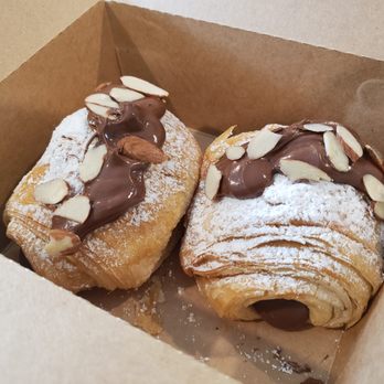 Pan Pa Venezuela Bakery - Croissant filled with hazelnut spread, topped upon request. - Bakeries Near Me - Katy, Texas Pan Pa Venezuela Bakery - Croissant filled with hazelnut spread, topped upon request. - Bakeries Near Me - Katy, Texas