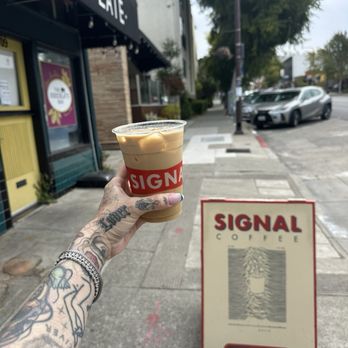 SIGNAL Coffee Roasters - Brown sugar cinnamon latte - Coffee Roasteries Near Me - Berkeley, California SIGNAL Coffee Roasters - Brown sugar cinnamon latte - Coffee Roasteries Near Me - Berkeley, California