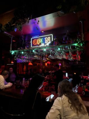 Franky Bradley's | B.West by null