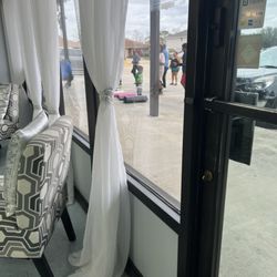 Relentless Nutrition - The enforcement of not allowing handicapped consumer to park so that dancers can practice at the entrance to Relentess Nutrition
