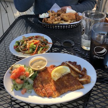 The Happy Clam - Schnitzel appetizer, vegetables, seafood platter - German Near Me - Tenants Harbor, Maine